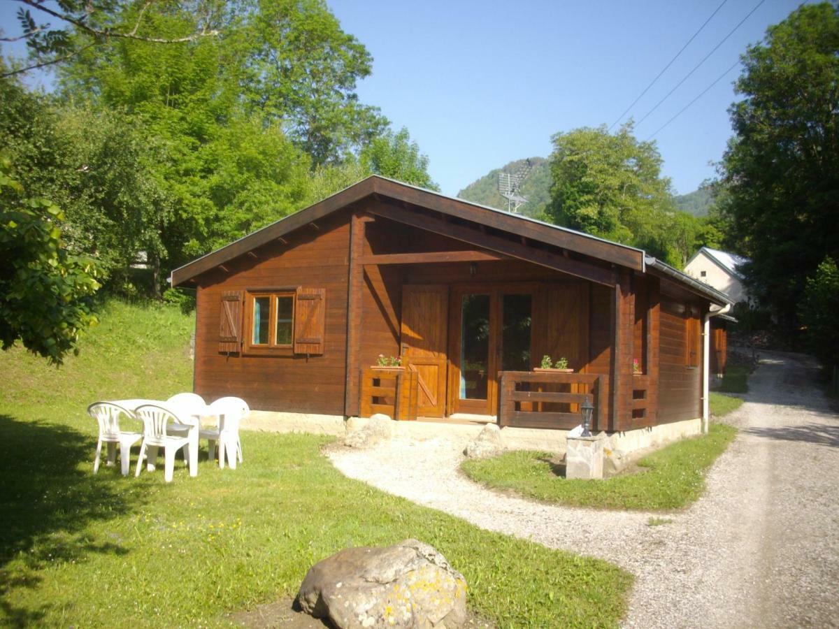 Les Chalets De Montorgueil Saurat Exterior foto